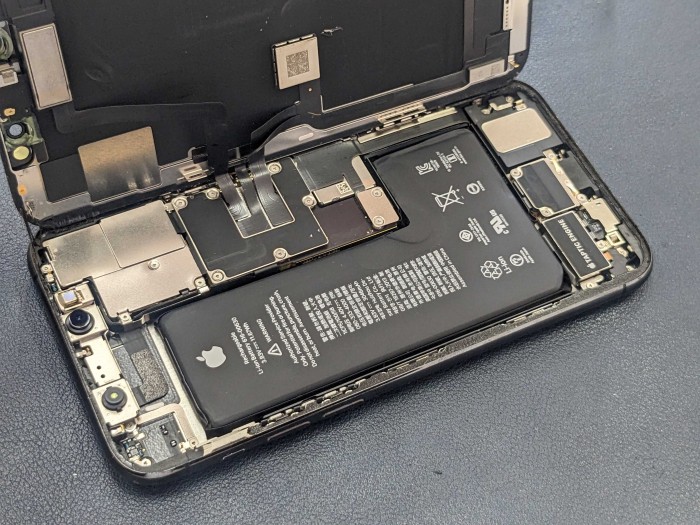 iPhone 11 pro 画面修理